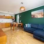 Tauron Arena Homely By Bookinghost Appartement