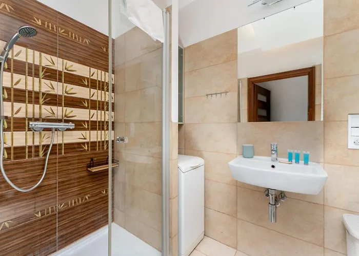 Tauron Arena Homely By Bookinghost Appartamento *