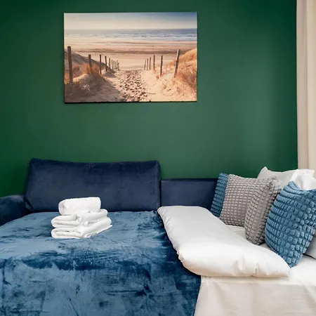 Apartment Tauron Arena Homely By Bookinghost